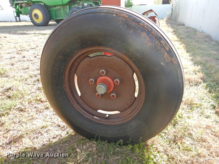 image for item DJ8361 New Holland hay rake