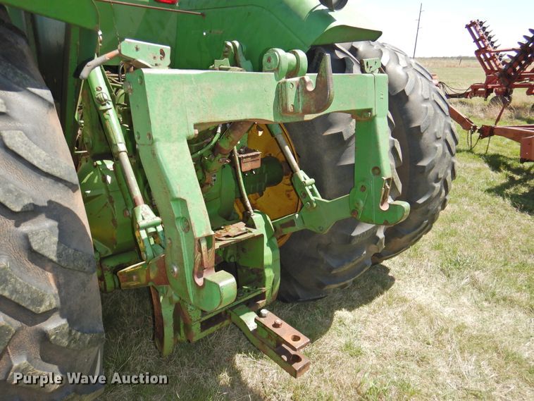image for item DJ8423 1981 John Deere 8640  4WD tractor