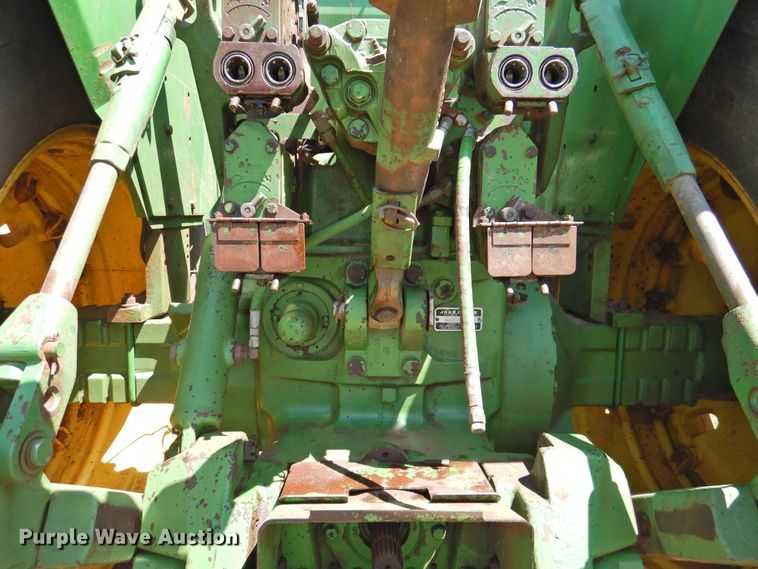 image for item DJ8423 1981 John Deere 8640  4WD tractor