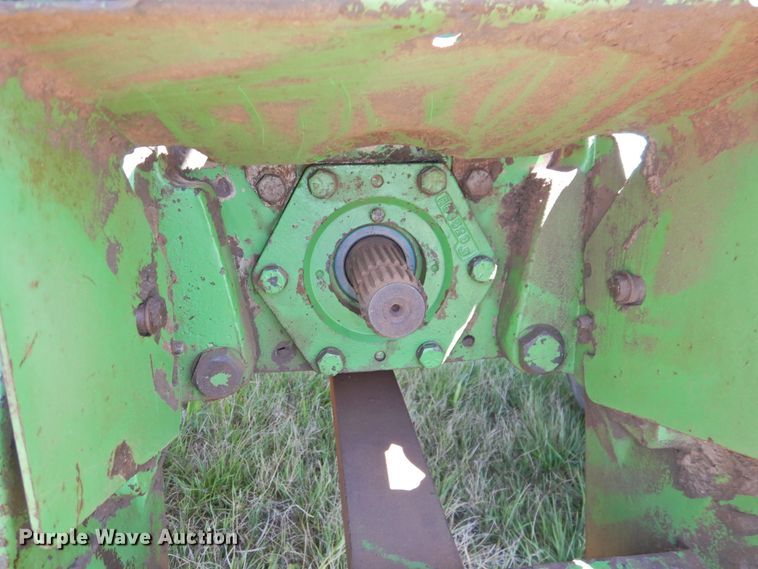 image for item DJ8423 1981 John Deere 8640  4WD tractor