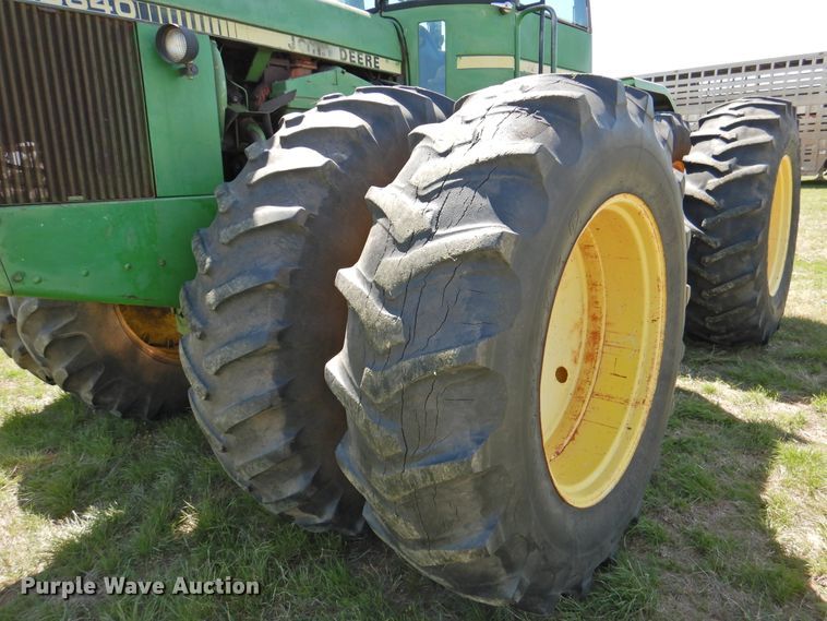 image for item DJ8423 1981 John Deere 8640  4WD tractor