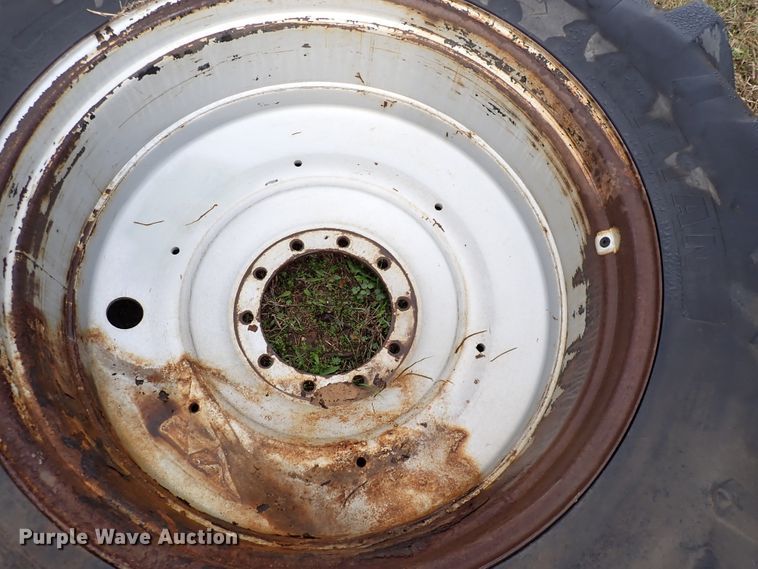 image for item DK4558 (3) tires