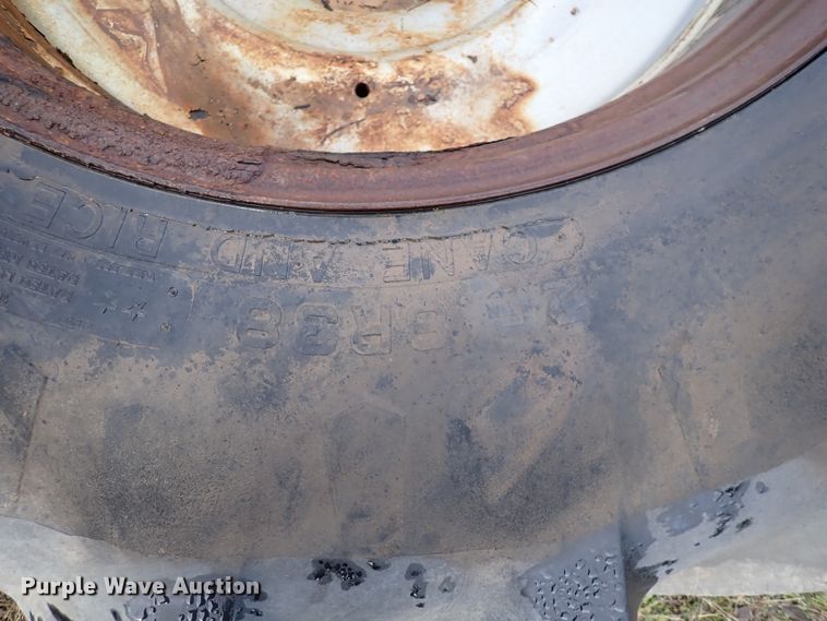 image for item DK4558 (3) tires