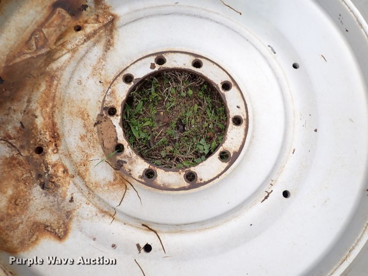 image for item DK4558 (3) tires