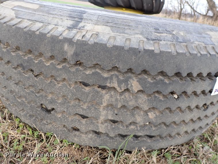 image for item DK4572 (2) 385/65R22.5 tires and wheels