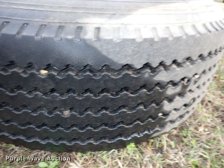 image for item DK4572 (2) 385/65R22.5 tires and wheels