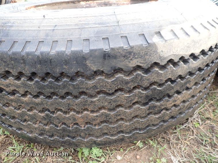 image for item DK4572 (2) 385/65R22.5 tires and wheels