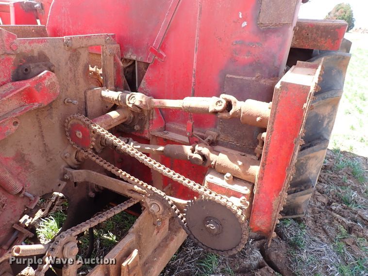 image for item DK4573 Farm Hand F600  forage harvester