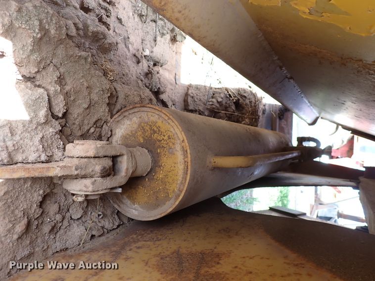 image for item DK4576 1984 Load King 2030 bottom dump trailer