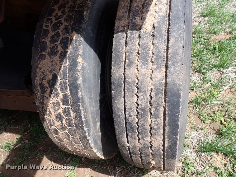 image for item DK4576 1984 Load King 2030 bottom dump trailer