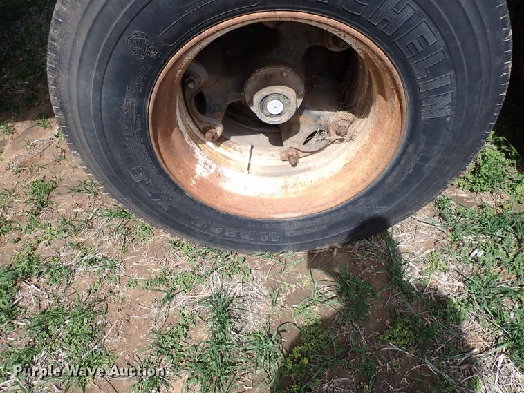 image for item DK4576 1984 Load King 2030 bottom dump trailer