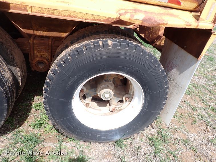 image for item DK4576 1984 Load King 2030 bottom dump trailer