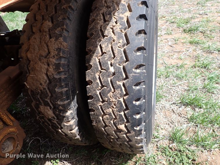 image for item DK4576 1984 Load King 2030 bottom dump trailer