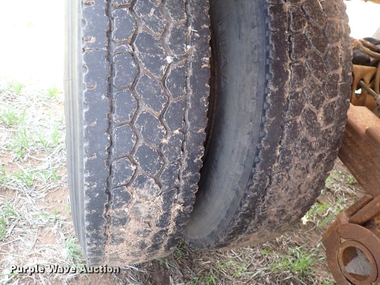 image for item DK4576 1984 Load King 2030 bottom dump trailer