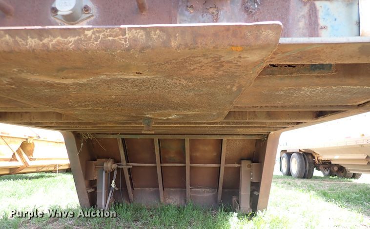 image for item DK4577 1979 Trail-Eze 5543-9000 double drop deck equipment trailer