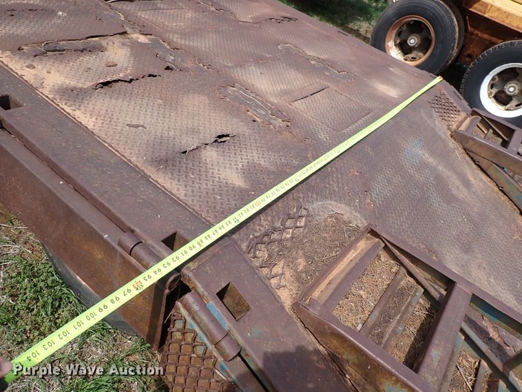 image for item DK4577 1979 Trail-Eze 5543-9000 double drop deck equipment trailer