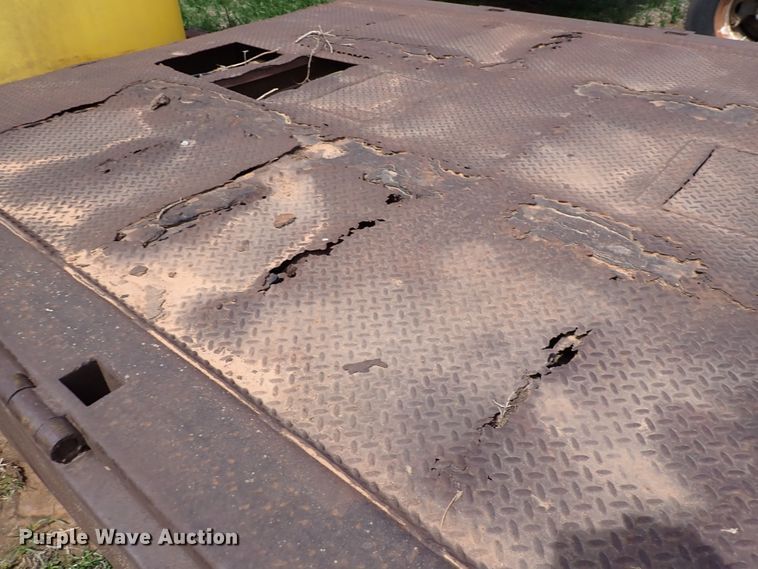 image for item DK4577 1979 Trail-Eze 5543-9000 double drop deck equipment trailer