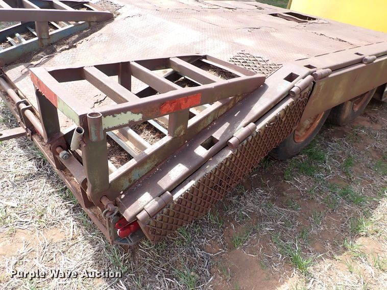 image for item DK4577 1979 Trail-Eze 5543-9000 double drop deck equipment trailer