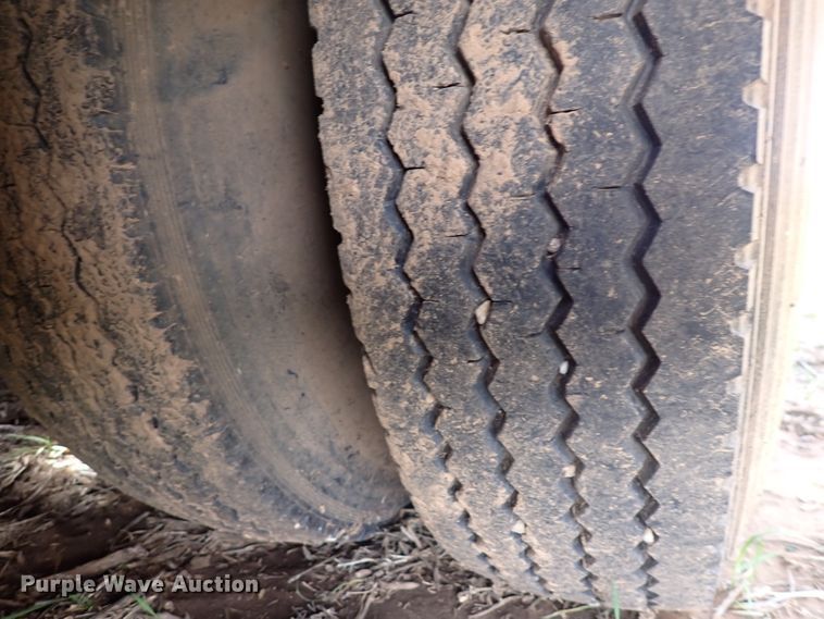 image for item DK4577 1979 Trail-Eze 5543-9000 double drop deck equipment trailer