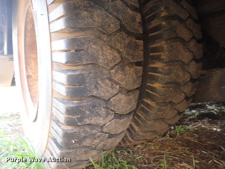 image for item DK4577 1979 Trail-Eze 5543-9000 double drop deck equipment trailer