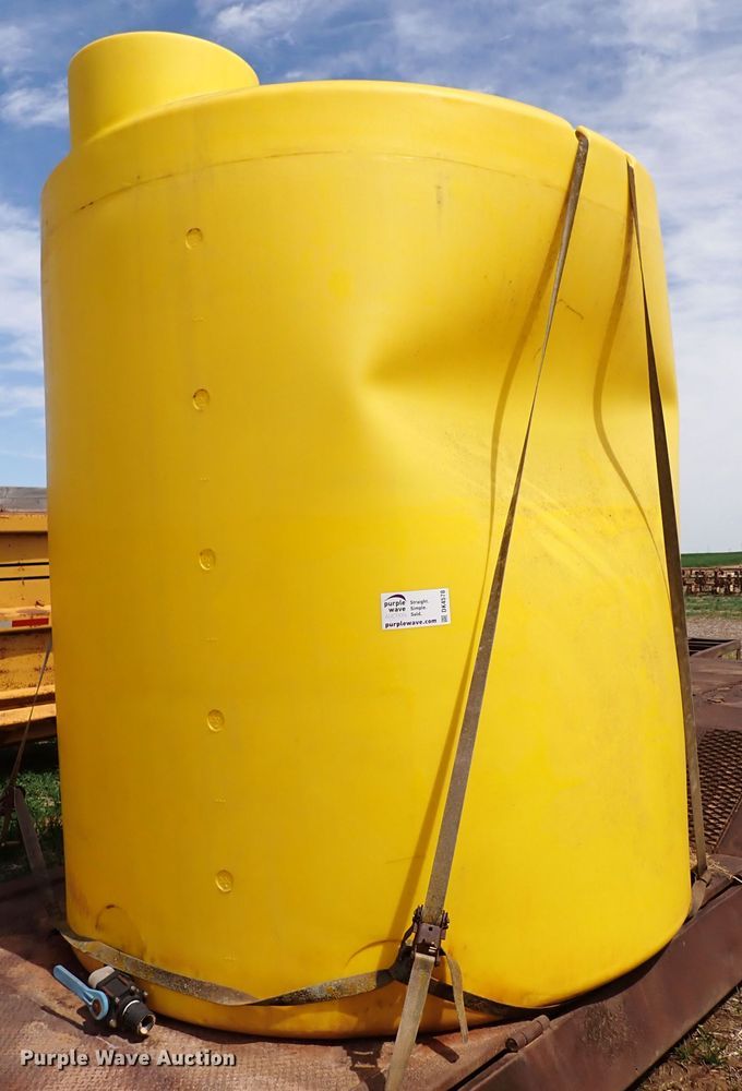 image for item DK4578 Poly tank