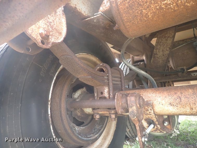 image for item DK4579 1982 Timpte grain trailer