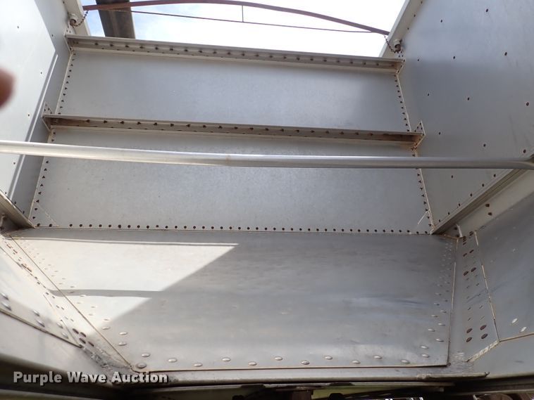 image for item DK4579 1982 Timpte grain trailer