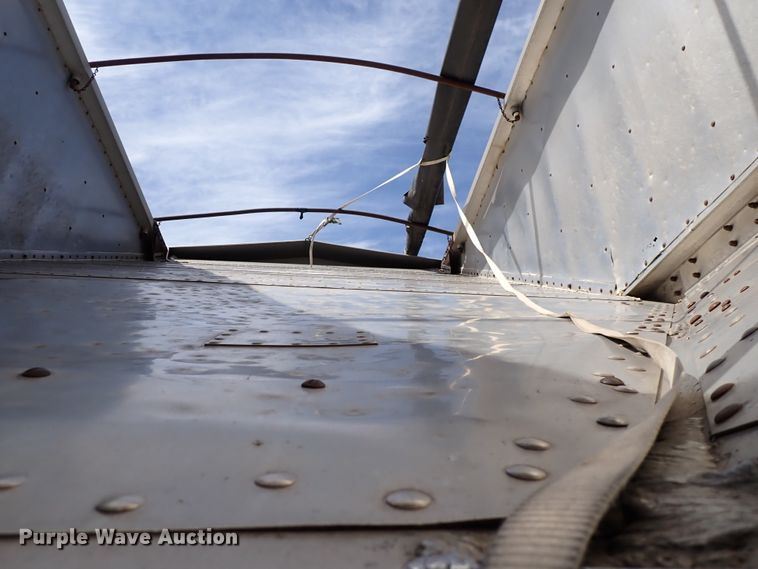 image for item DK4579 1982 Timpte grain trailer