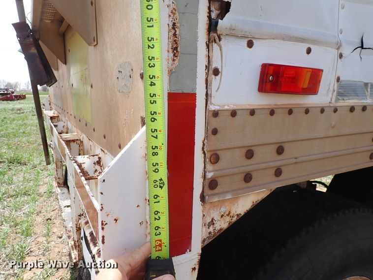 image for item DK4579 1982 Timpte grain trailer