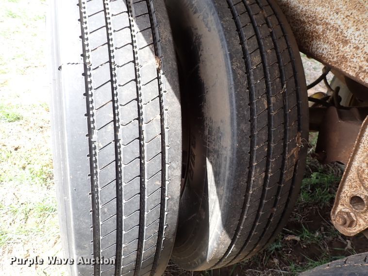 image for item DK4579 1982 Timpte grain trailer