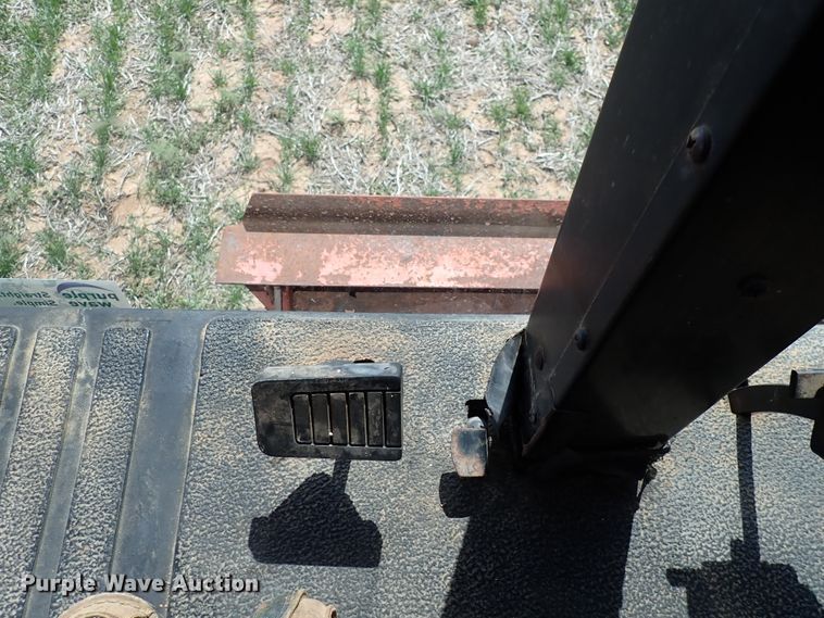 image for item DK4581 1993 Case IH 1688  combine