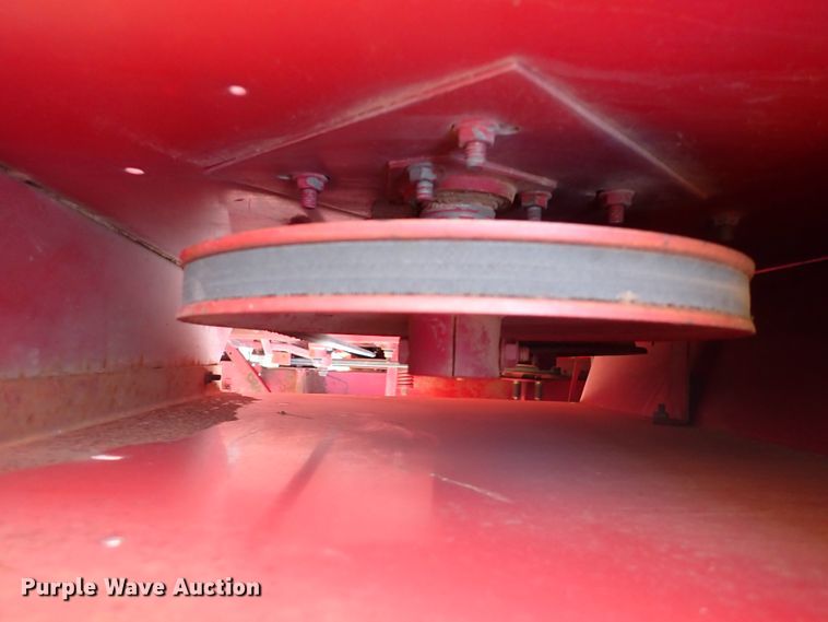 image for item DK4581 1993 Case IH 1688  combine