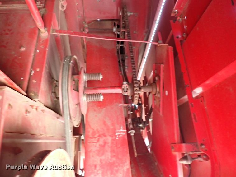 image for item DK4581 1993 Case IH 1688  combine