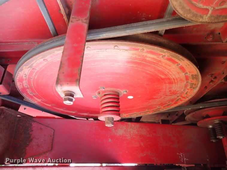 image for item DK4581 1993 Case IH 1688  combine
