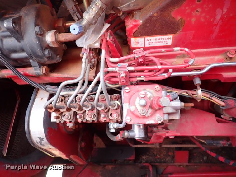 image for item DK4581 1993 Case IH 1688  combine