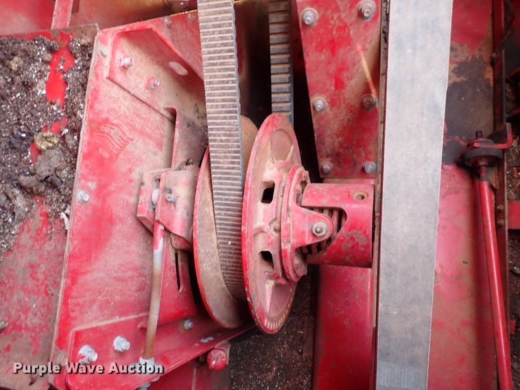 image for item DK4581 1993 Case IH 1688  combine