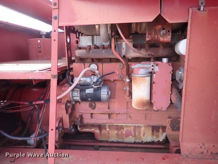 image for item DK4581 1993 Case IH 1688  combine