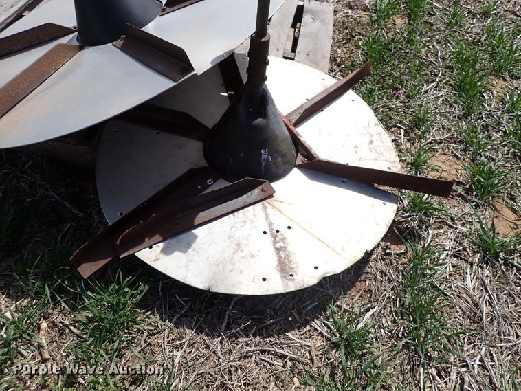 image for item DK4581 1993 Case IH 1688  combine