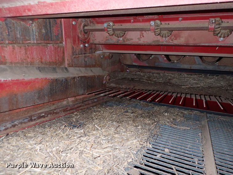 image for item DK4581 1993 Case IH 1688  combine