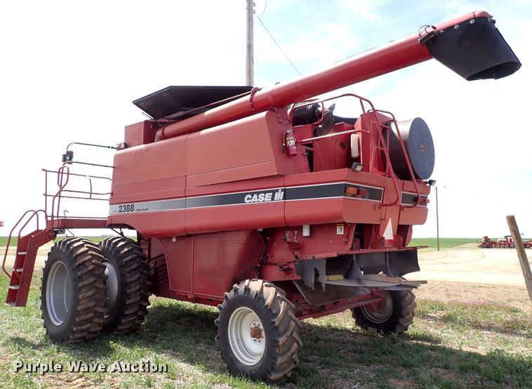 image for item DK4582 1998 Case IH 2388  Axial-Flow combine