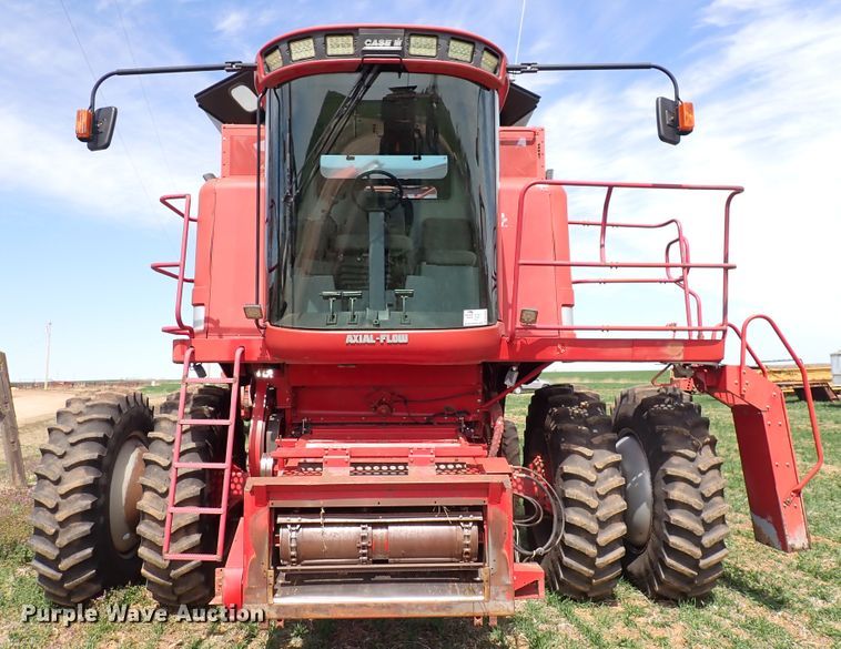image for item DK4582 1998 Case IH 2388  Axial-Flow combine