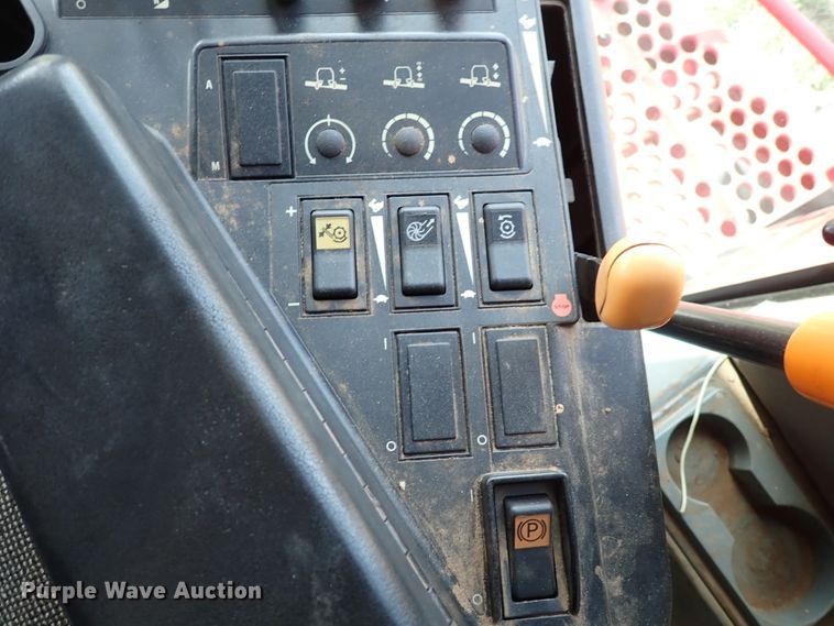 image for item DK4582 1998 Case IH 2388  Axial-Flow combine