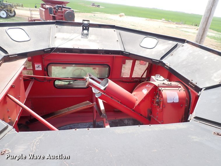 image for item DK4582 1998 Case IH 2388  Axial-Flow combine