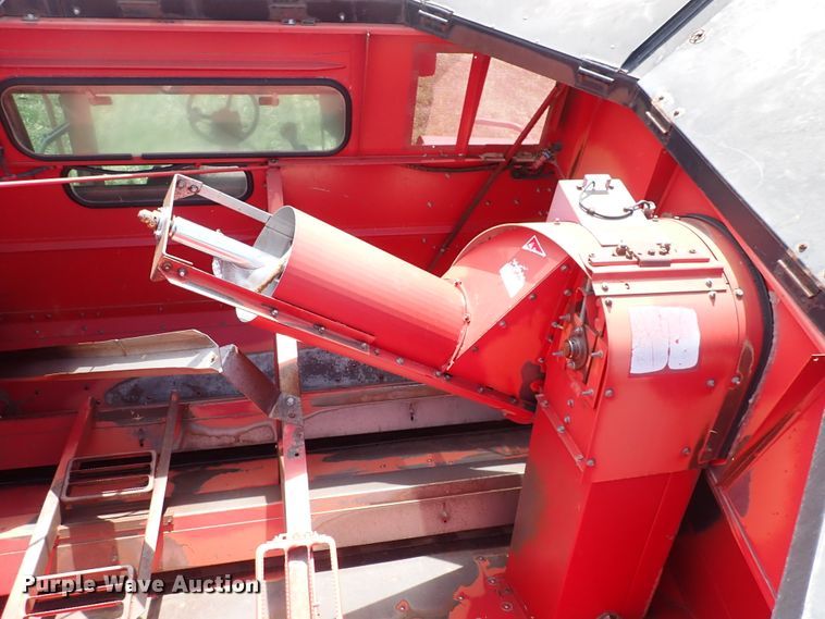 image for item DK4582 1998 Case IH 2388  Axial-Flow combine