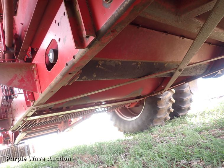 image for item DK4582 1998 Case IH 2388  Axial-Flow combine