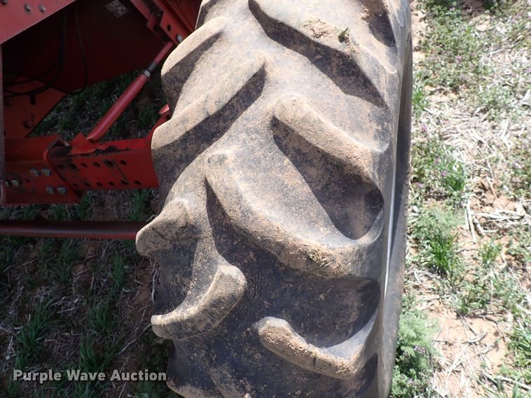 image for item DK4582 1998 Case IH 2388  Axial-Flow combine