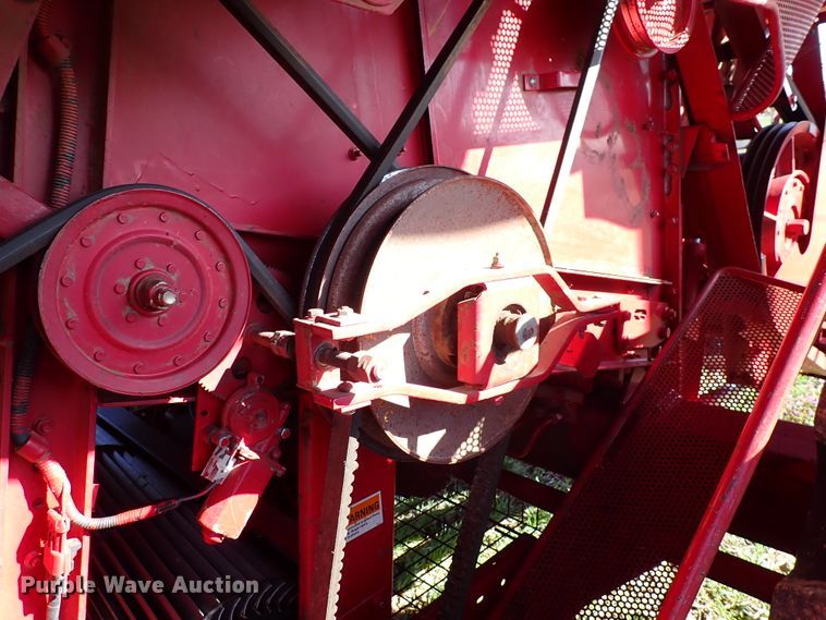 image for item DK4582 1998 Case IH 2388  Axial-Flow combine