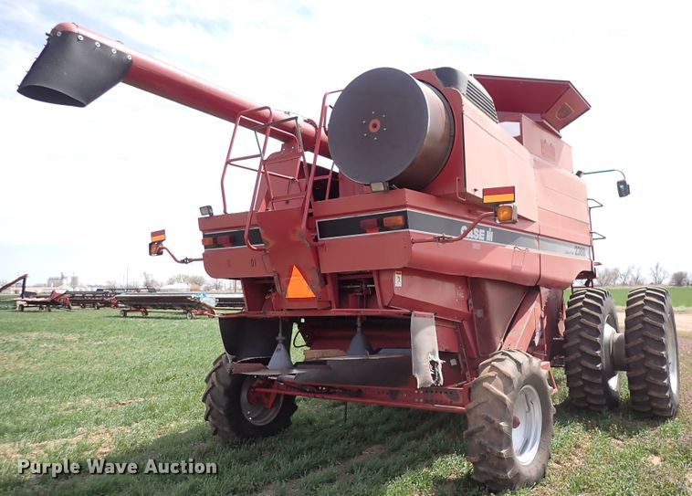 image for item DK4583 2001 Case IH 2388  combine