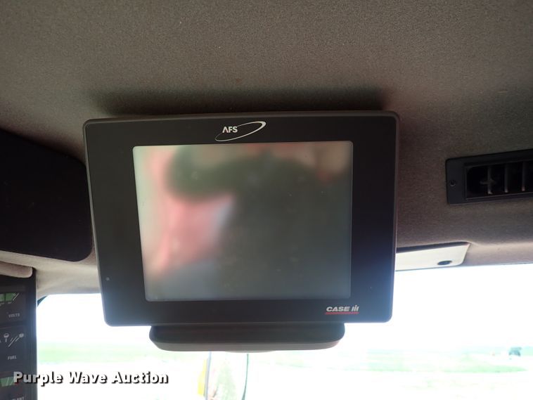 image for item DK4583 2001 Case IH 2388  combine