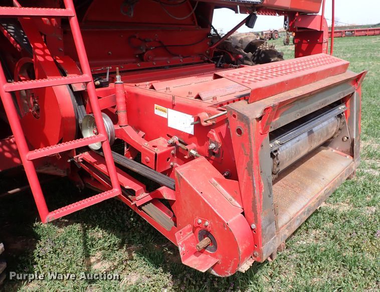 image for item DK4583 2001 Case IH 2388  combine